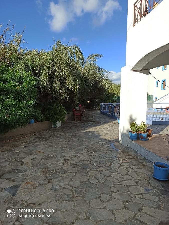 Giannis Apartments By Climbing House Panormos  Kültér fotó