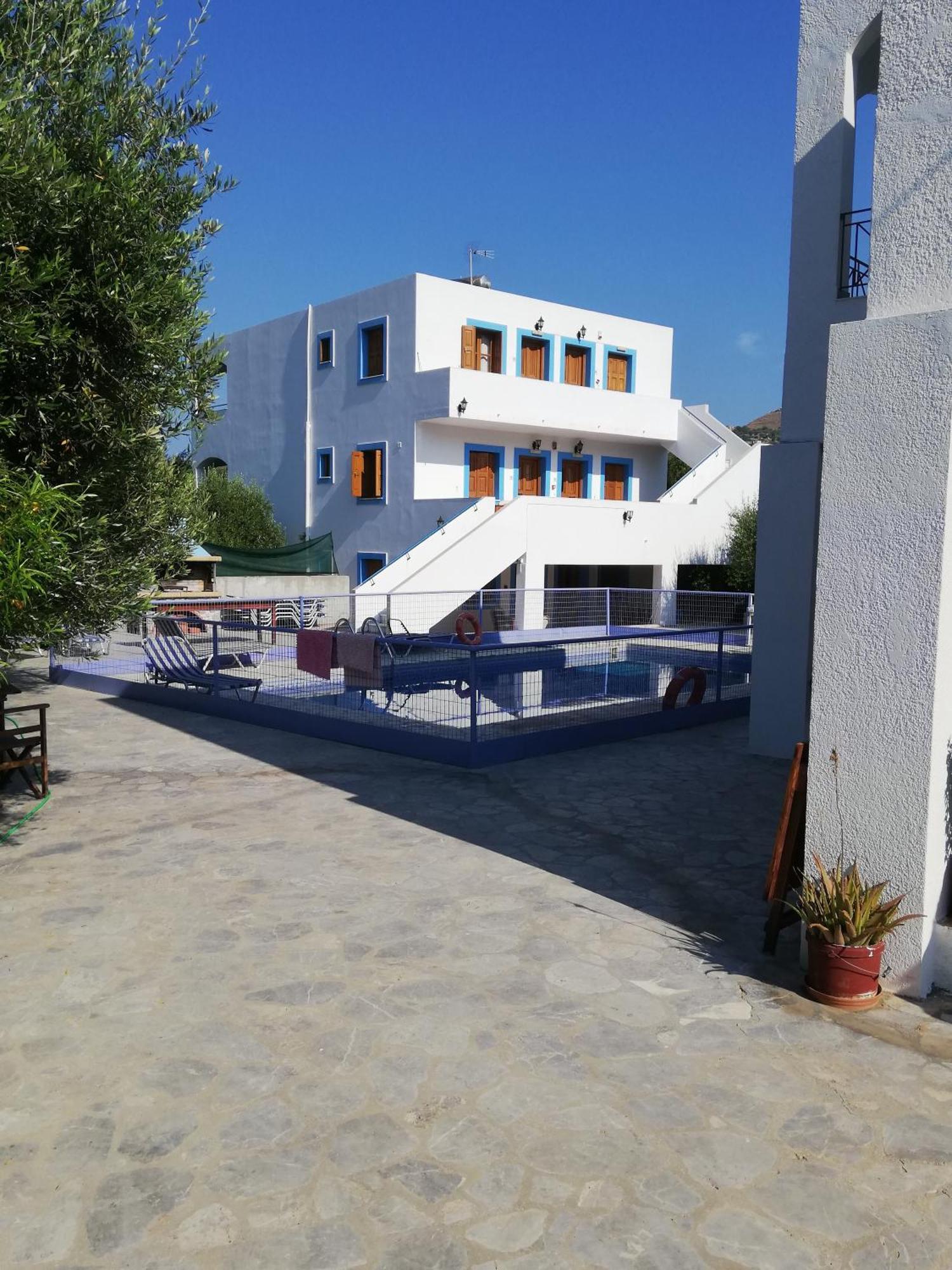 Giannis Apartments By Climbing House Panormos  Kültér fotó